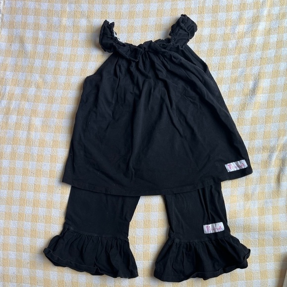 Matching set - Picture 1 of 5